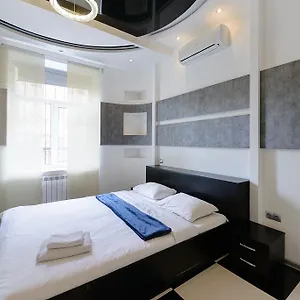 https://kievaccommodation-luxury-apartments-on-kostelnaya-street.hotels-of-kiev.com